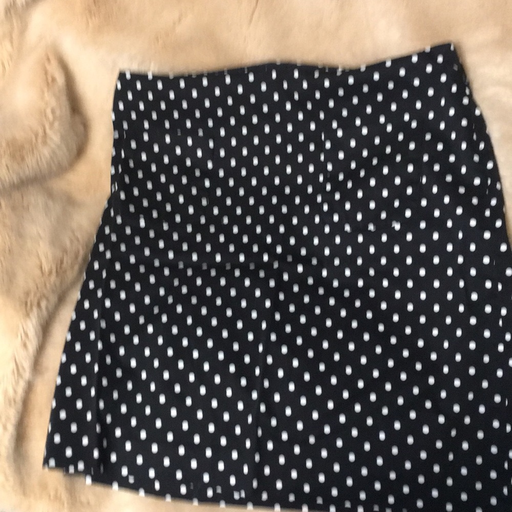 Black skirt